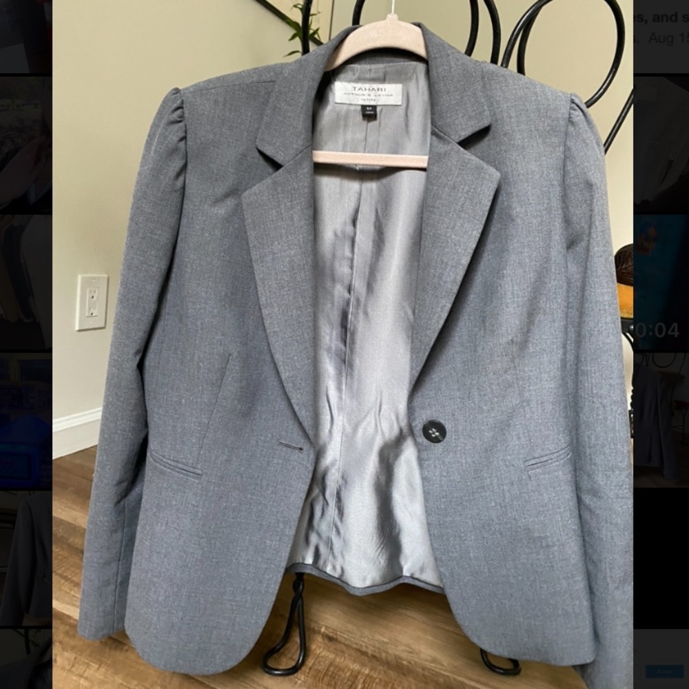 Tahari Blazer